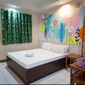 Tropical Place Hotel by RedDoorz